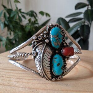 Vintage Native American Navajo Silver Coral & Turquoise Gemstones Leaf bracelet